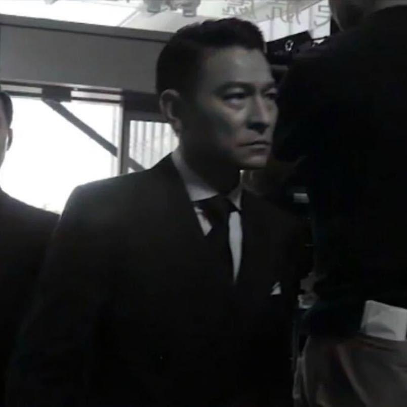 忘情冷夜雨·