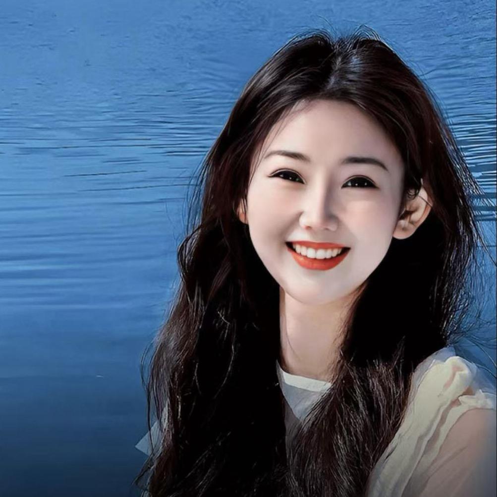 秋宝(爱笑女孩）