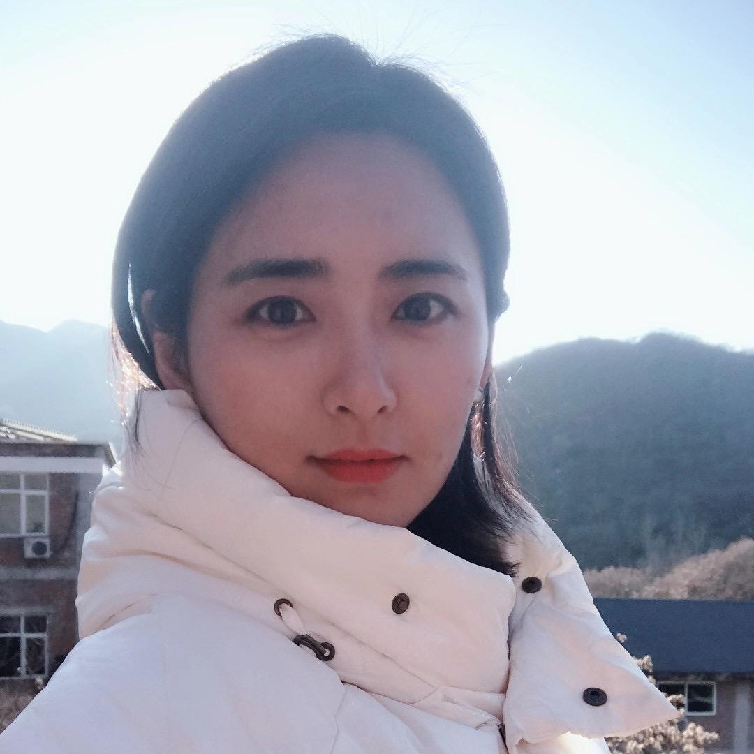 吴余伦比