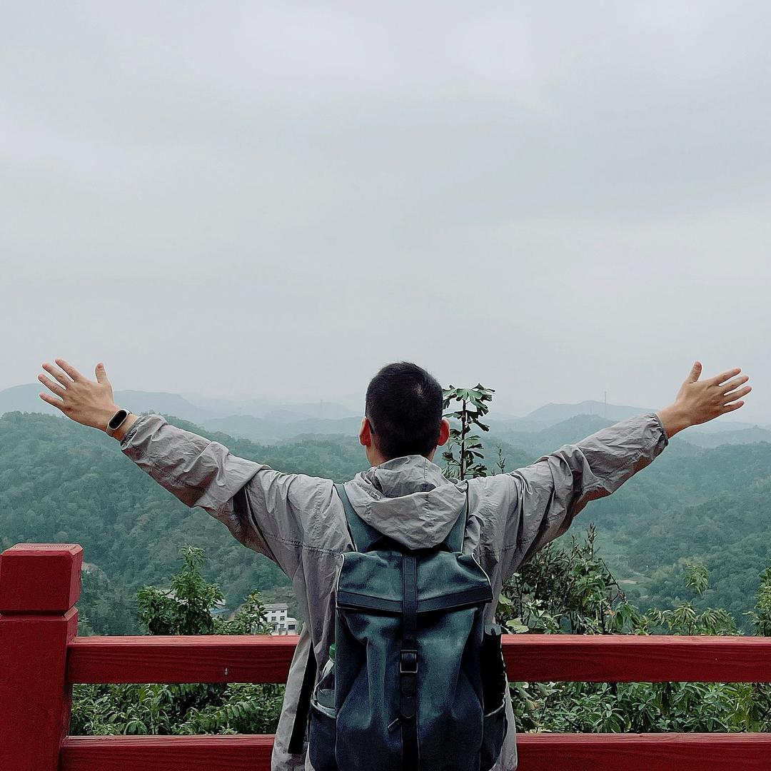 蔡爸的朋友圈