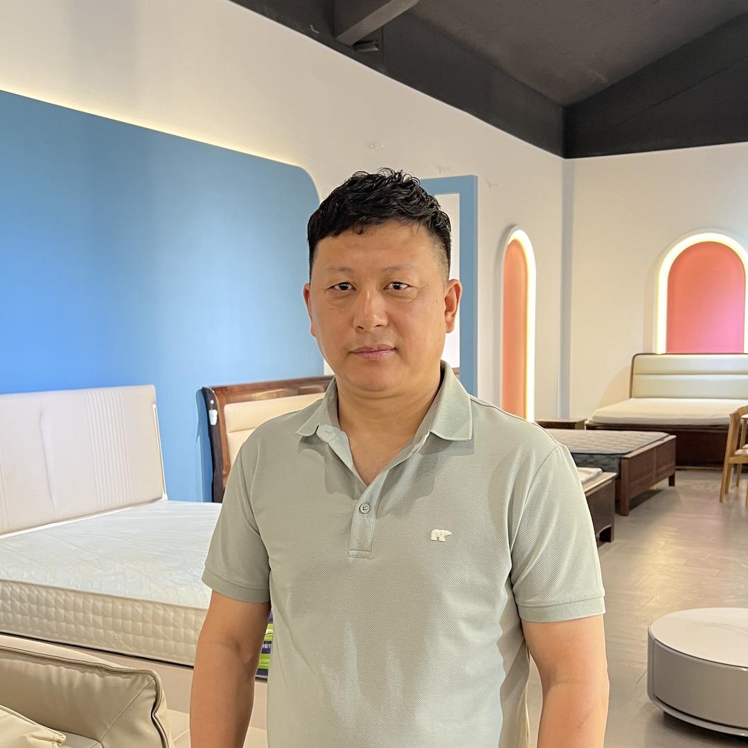 宝上宝家具工厂店