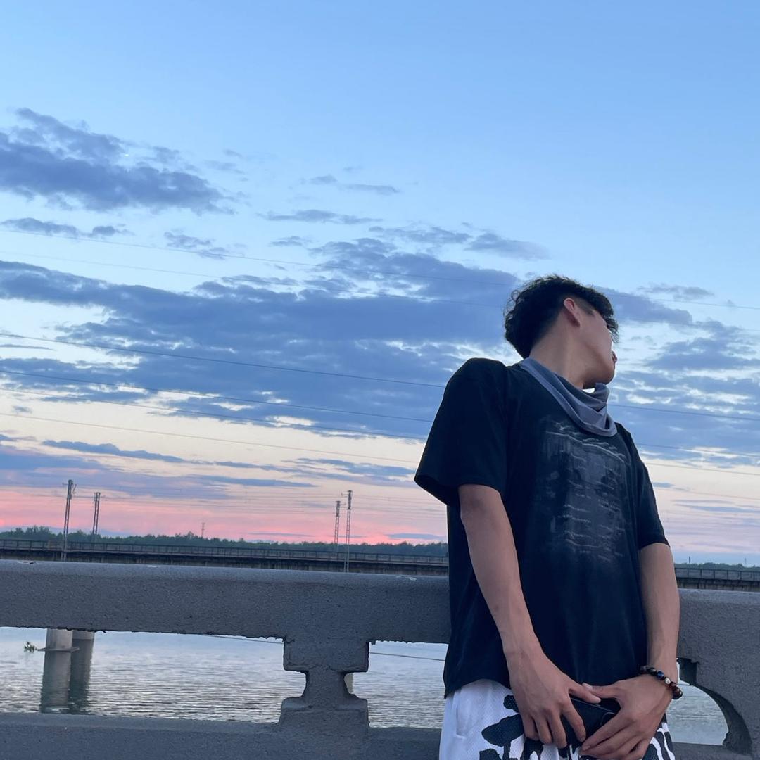 小 毛在健身