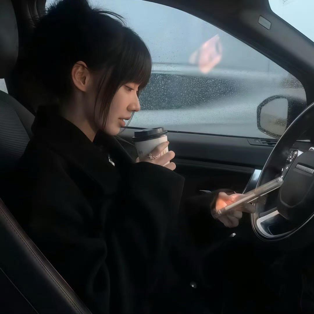 小K还没睡