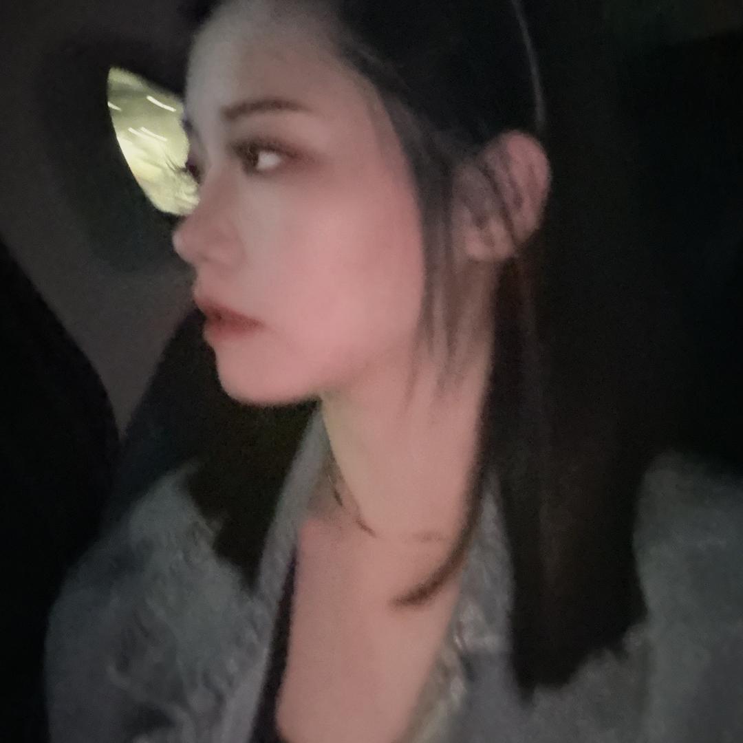 高高高小靓