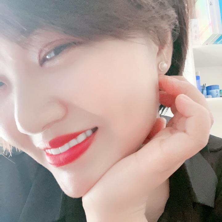 伊尔美.亚平美容