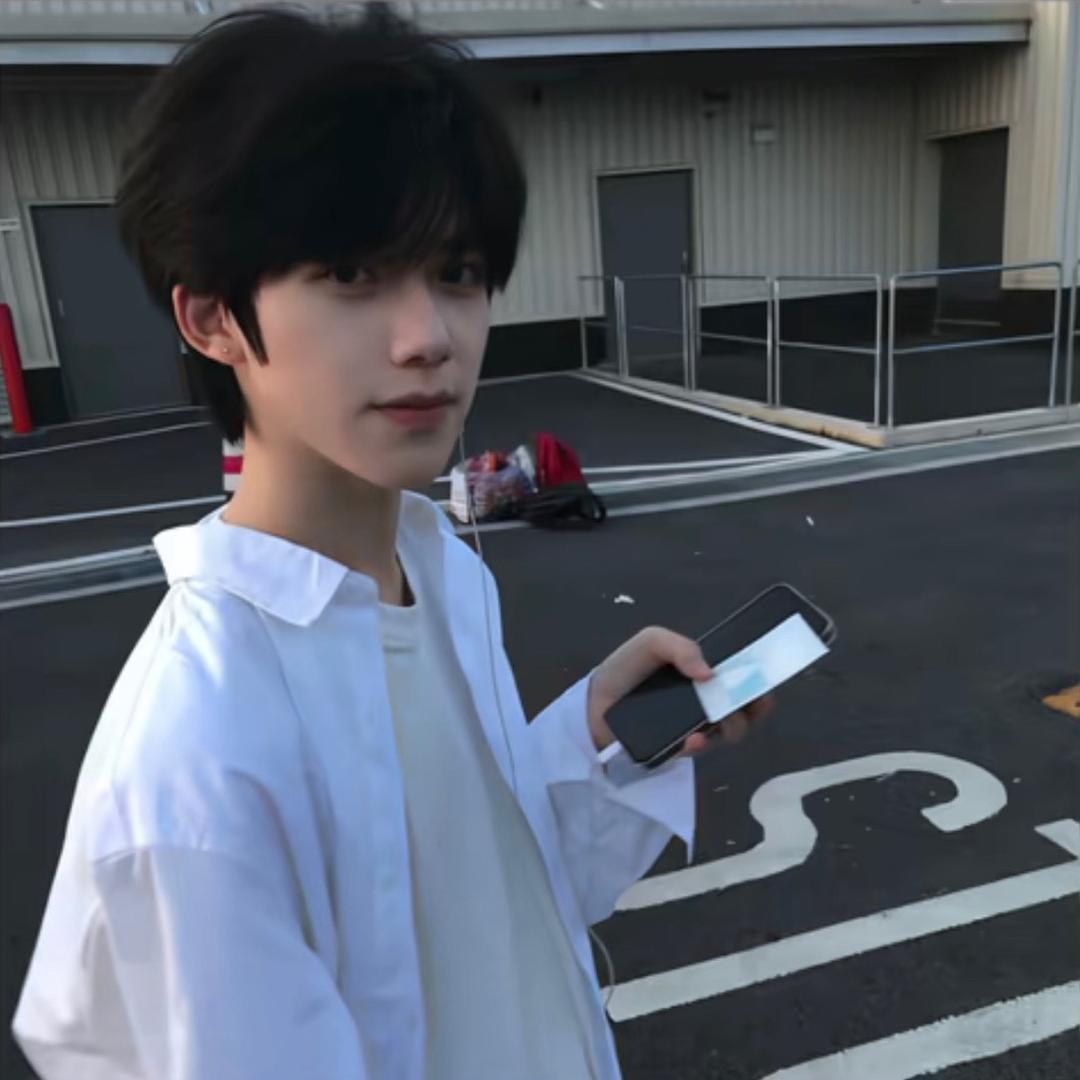 她们都叫我冠希.