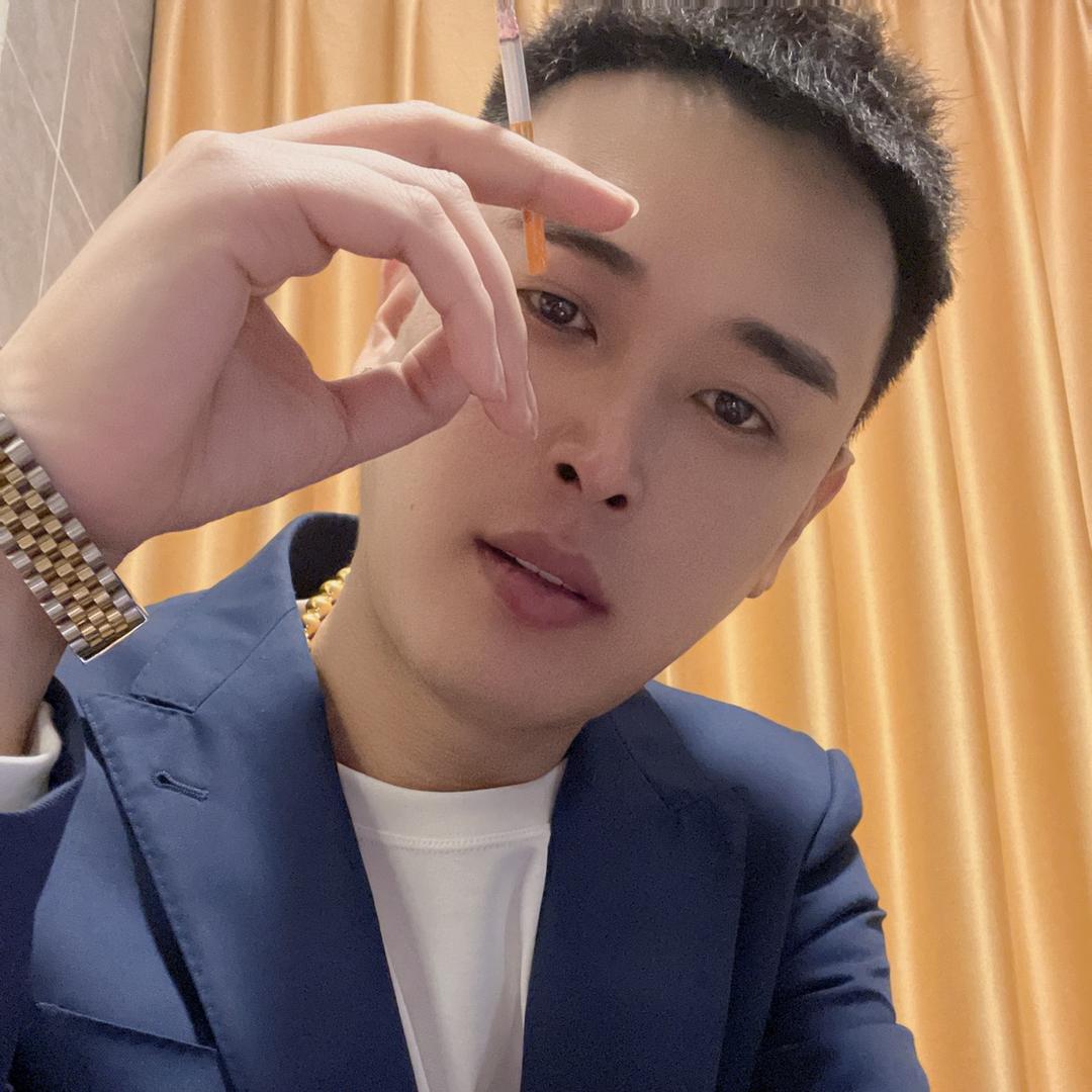 差一点就是帅哥