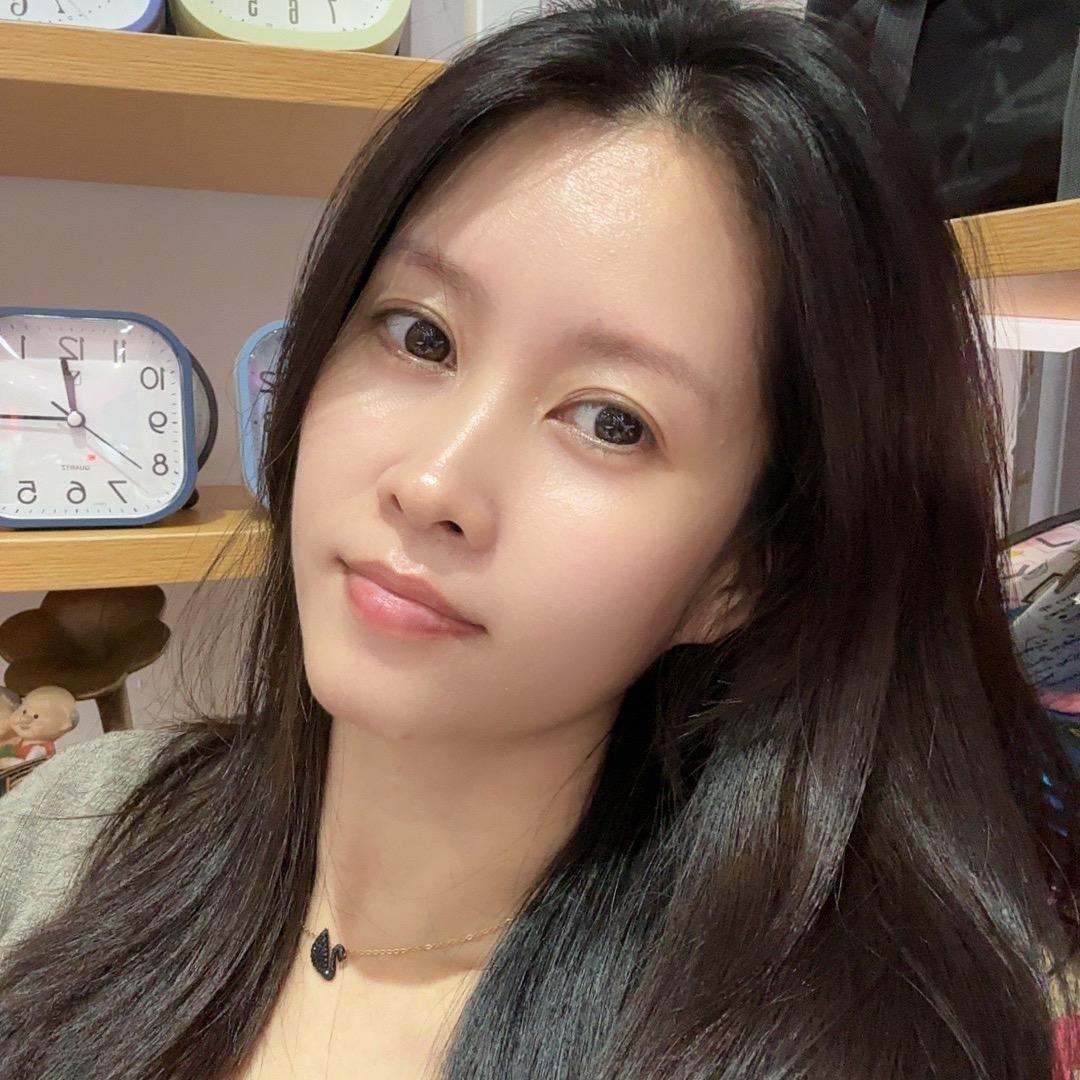 Jenni珠