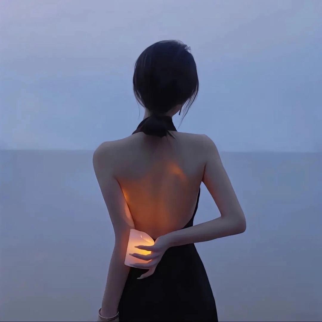 杨乐多柠檬气泡水