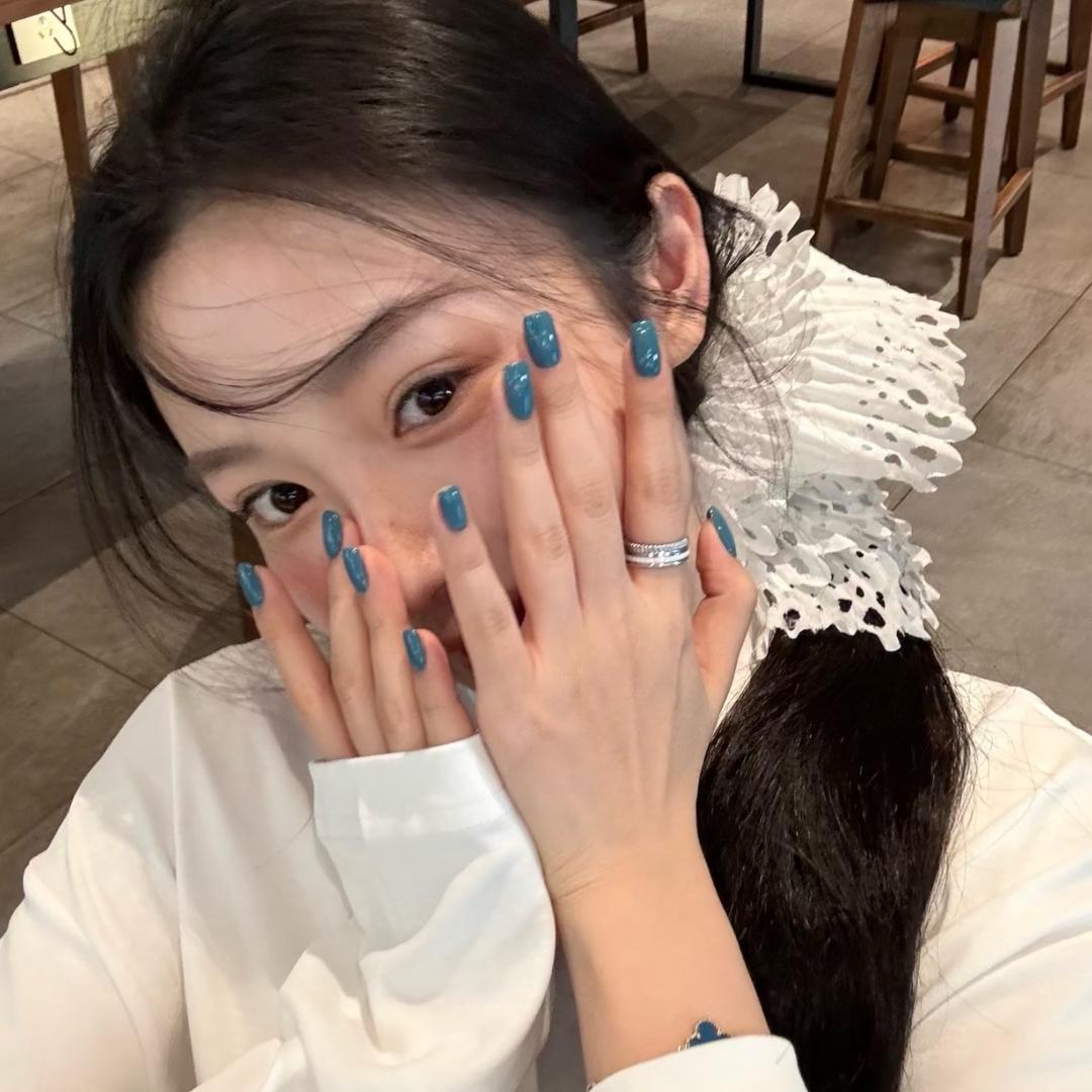 我先困告告-