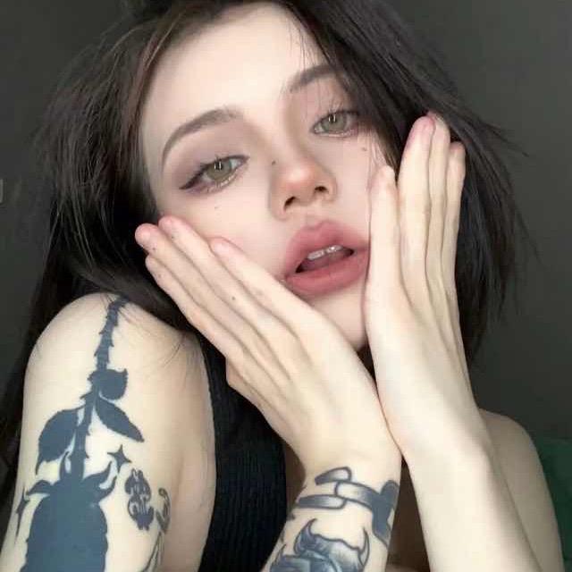 🤡骑猪追帅哥