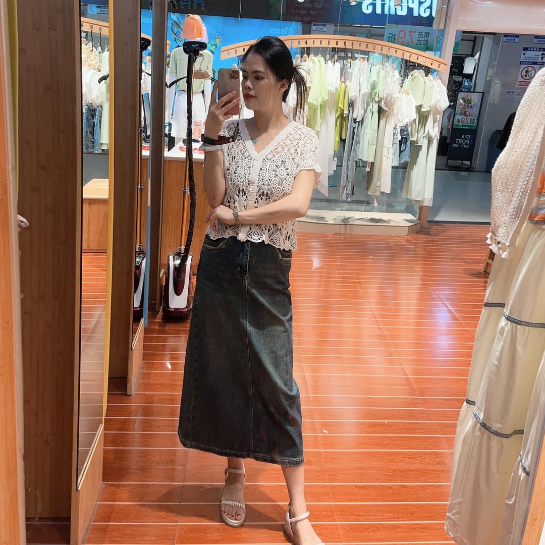 扶老奶奶闯红灯