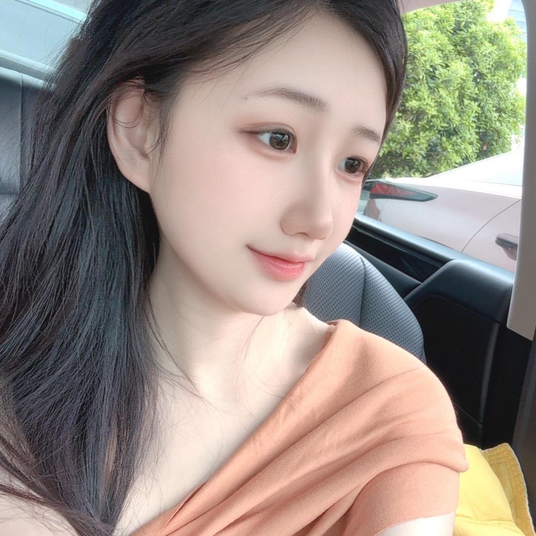 周艺一🌟