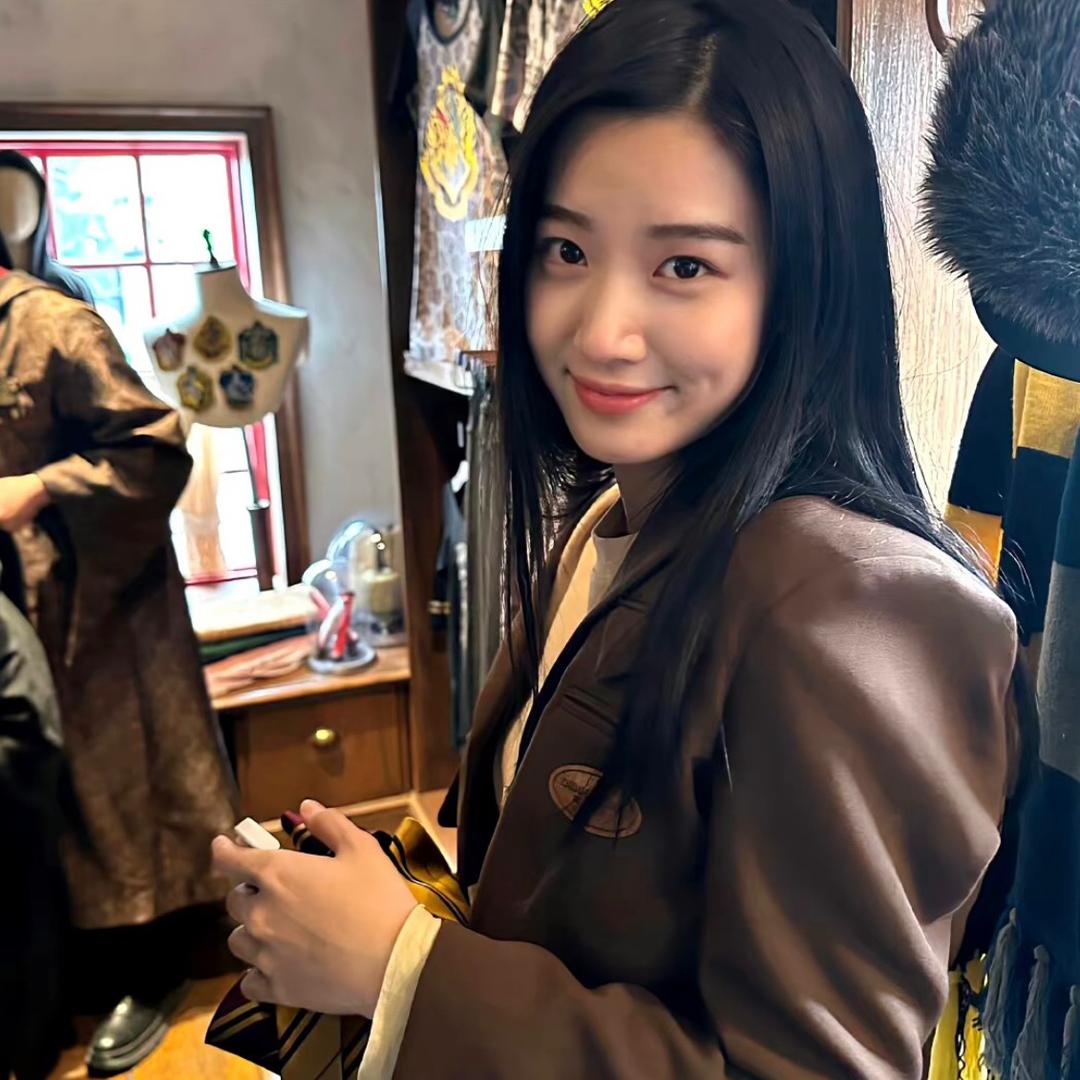 女明馨