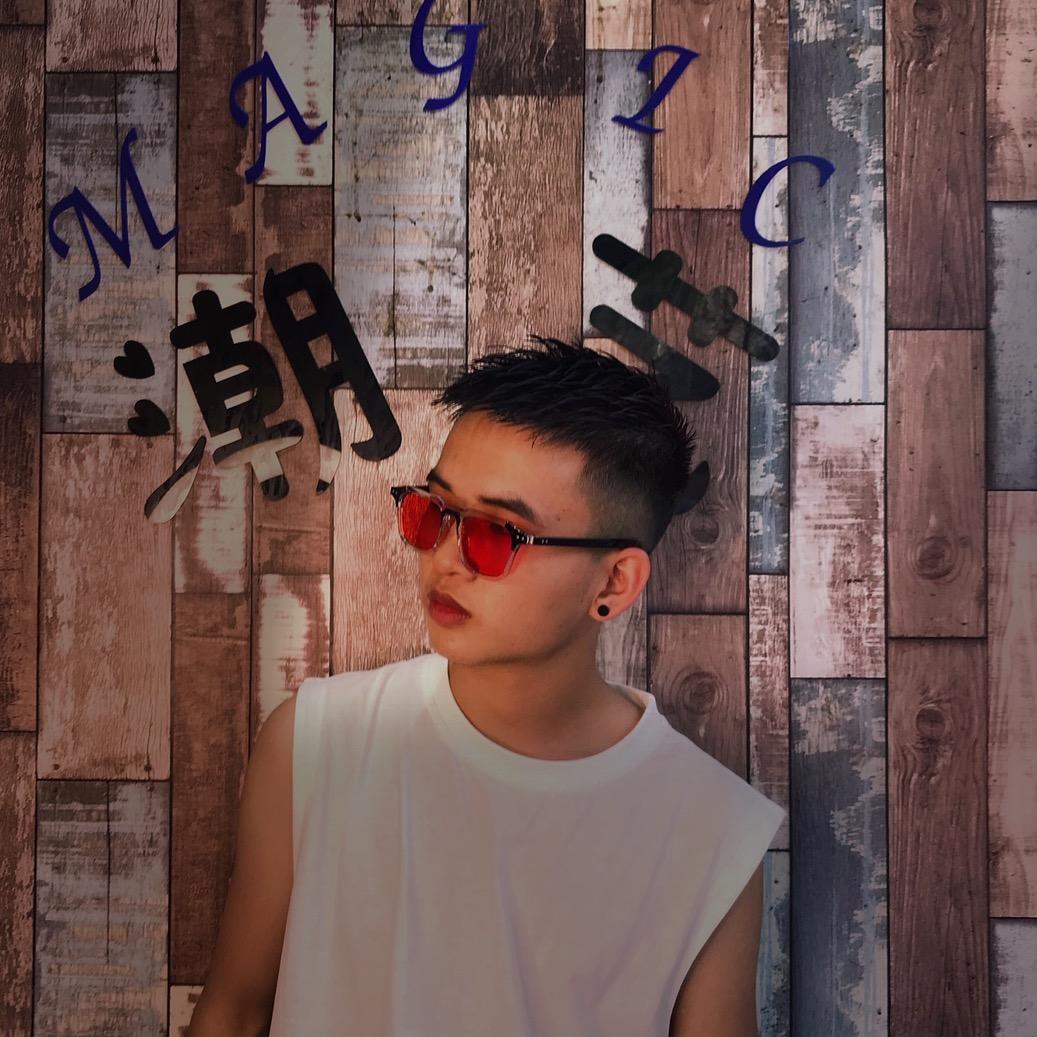 长顺潮艺造型接发设计 龙龙