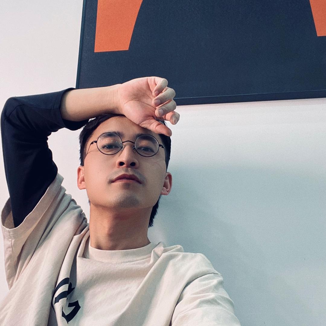 青冈海峰专注减龄发型