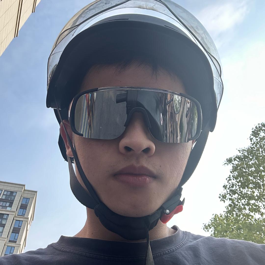 小江爱爬楼