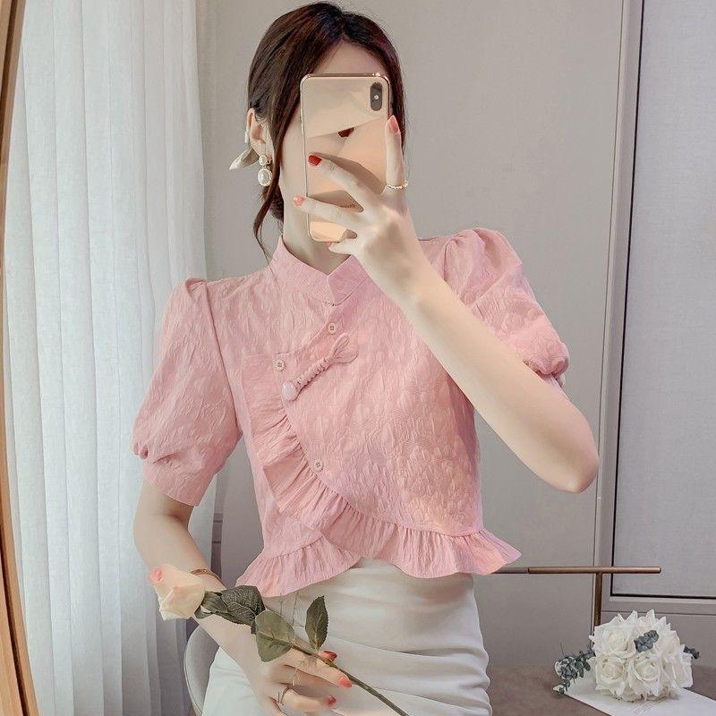 卖内衣生活用品的小姐姐