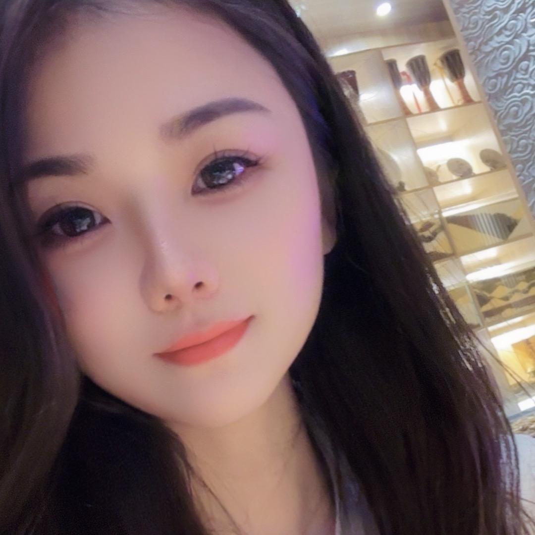 歌手小灵朵文化传媒