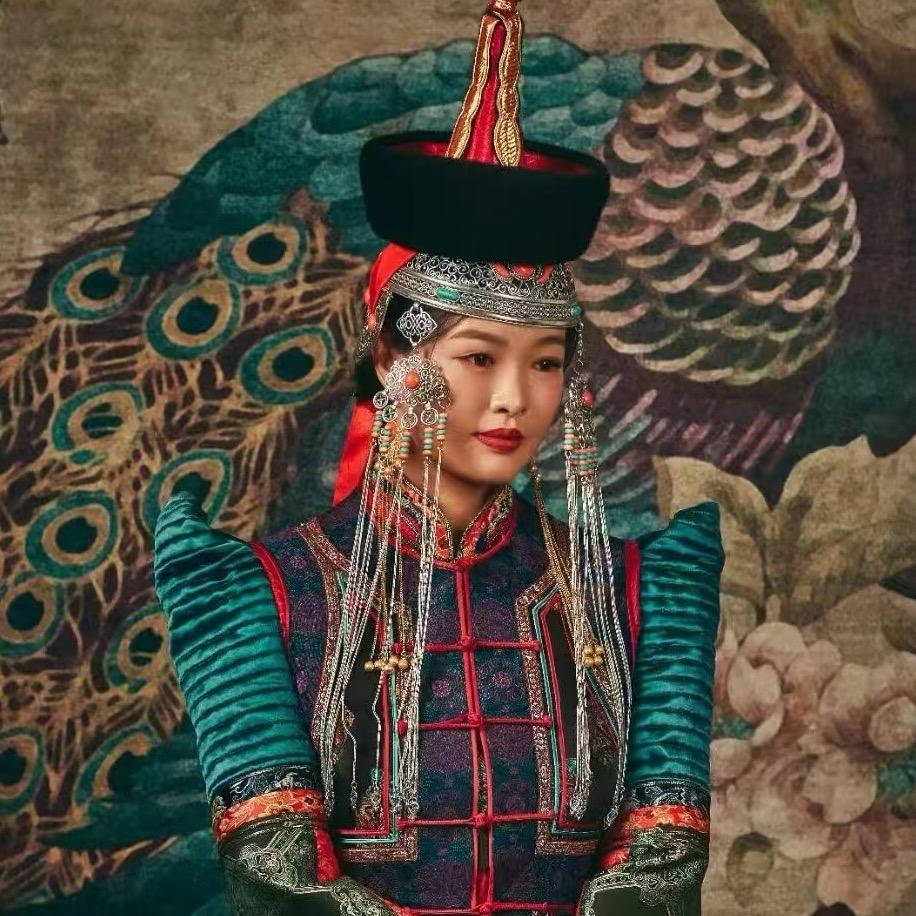 养驼姑娘诺敏