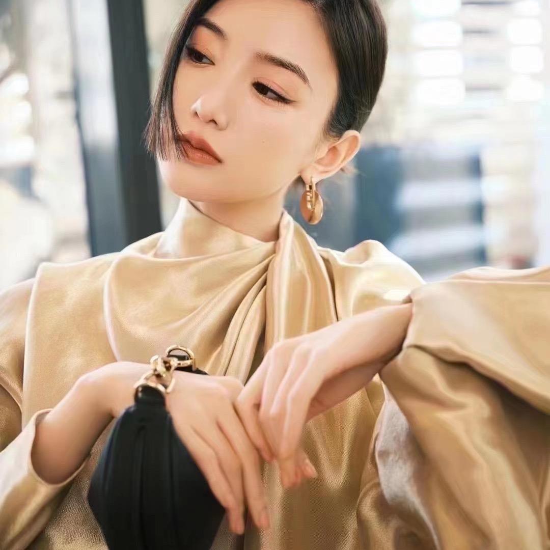 菲儿~