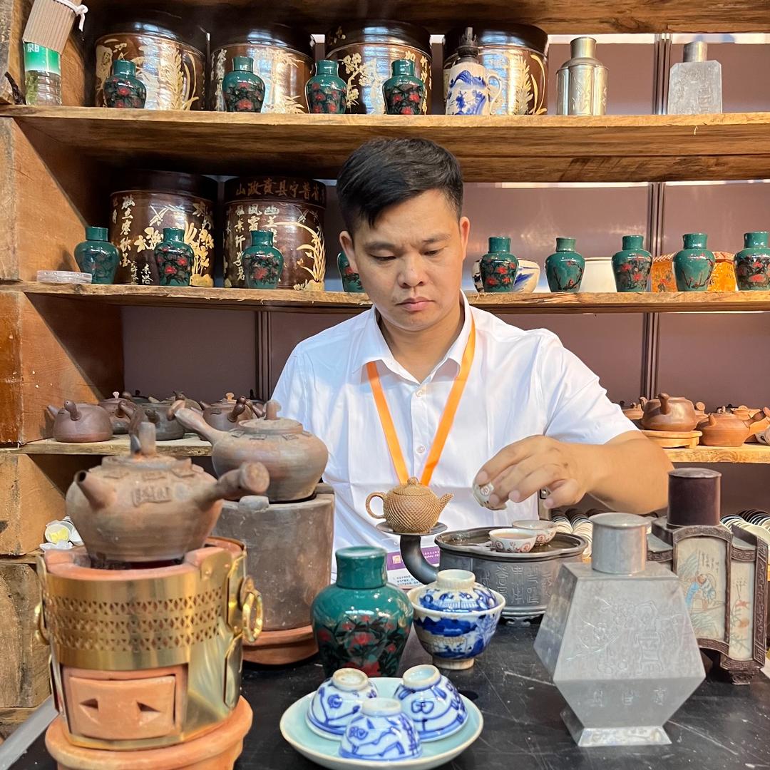普宁市下架山普拙堂茶具经营部