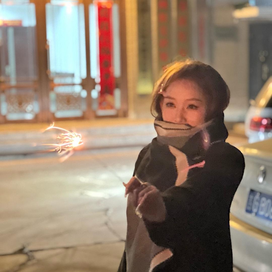 月入百万.