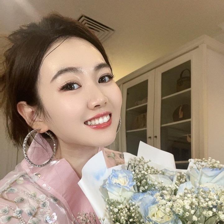 优娜娜