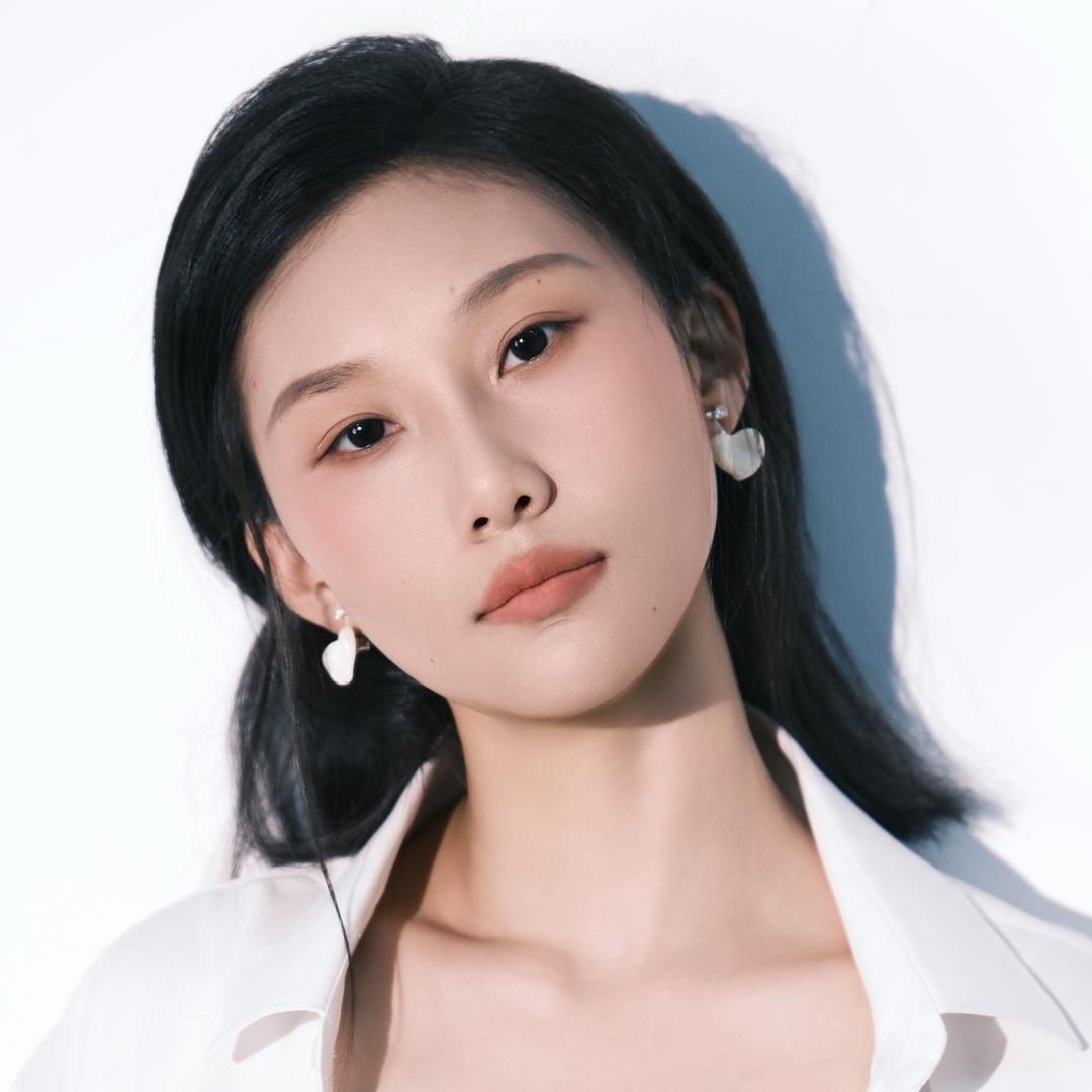 小莉同学（红果：肖雅莉）