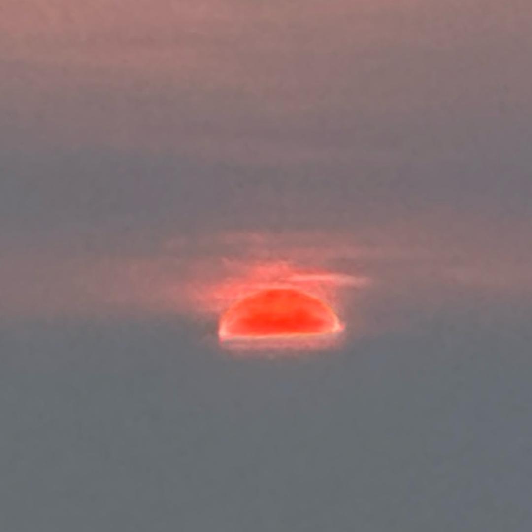 喝53度的酒也不牵37的手