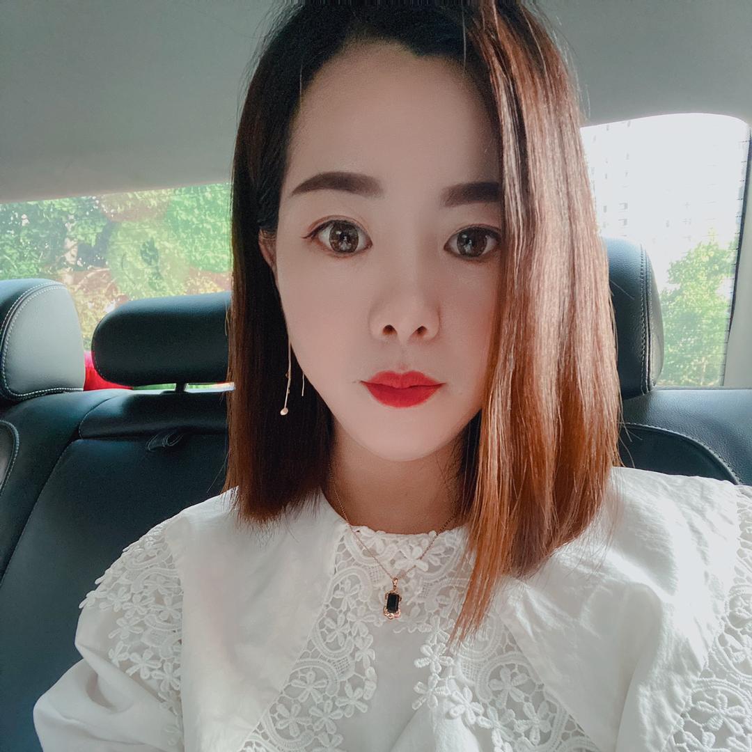 六桂福珠宝—秦静