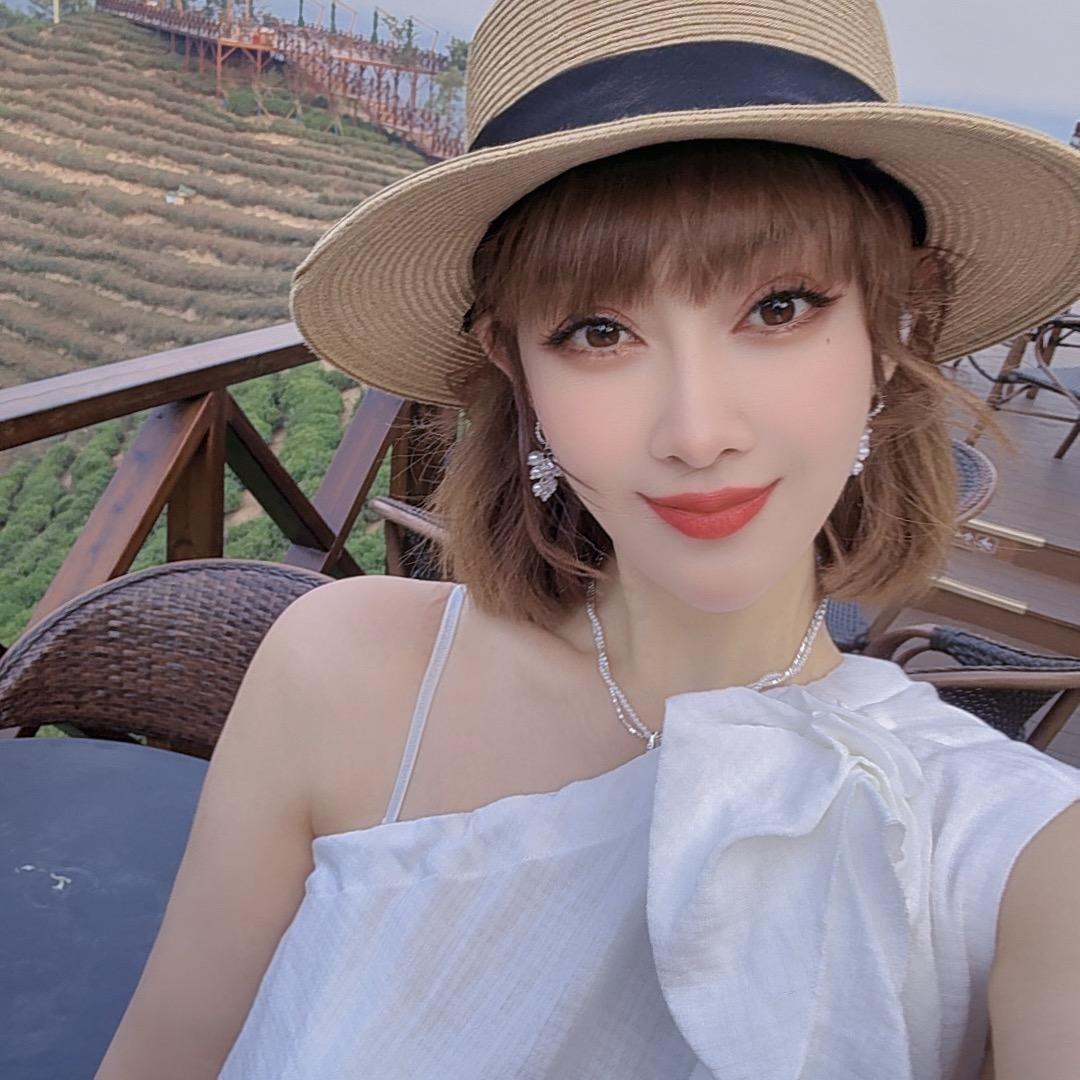 🌻一笑倾城
