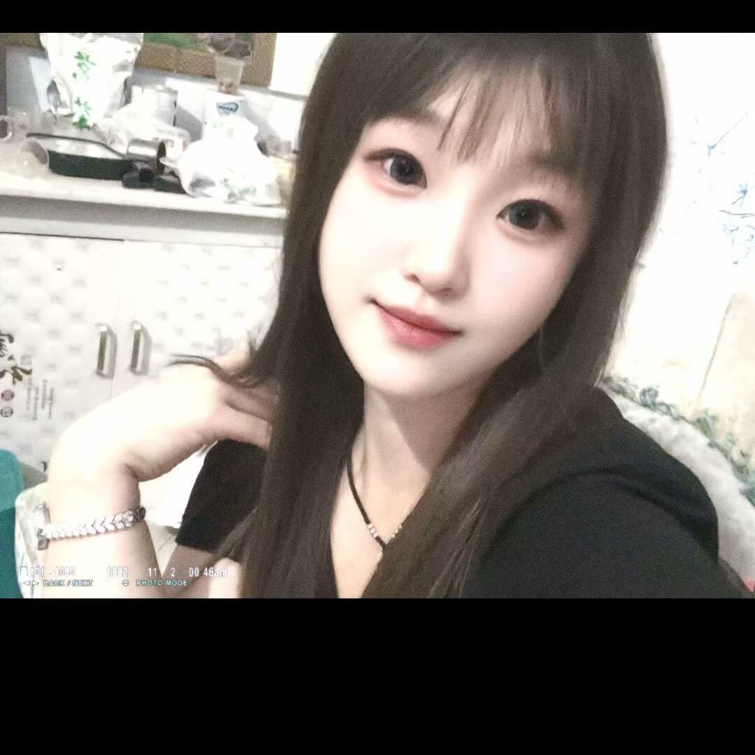 美女怎么会emo