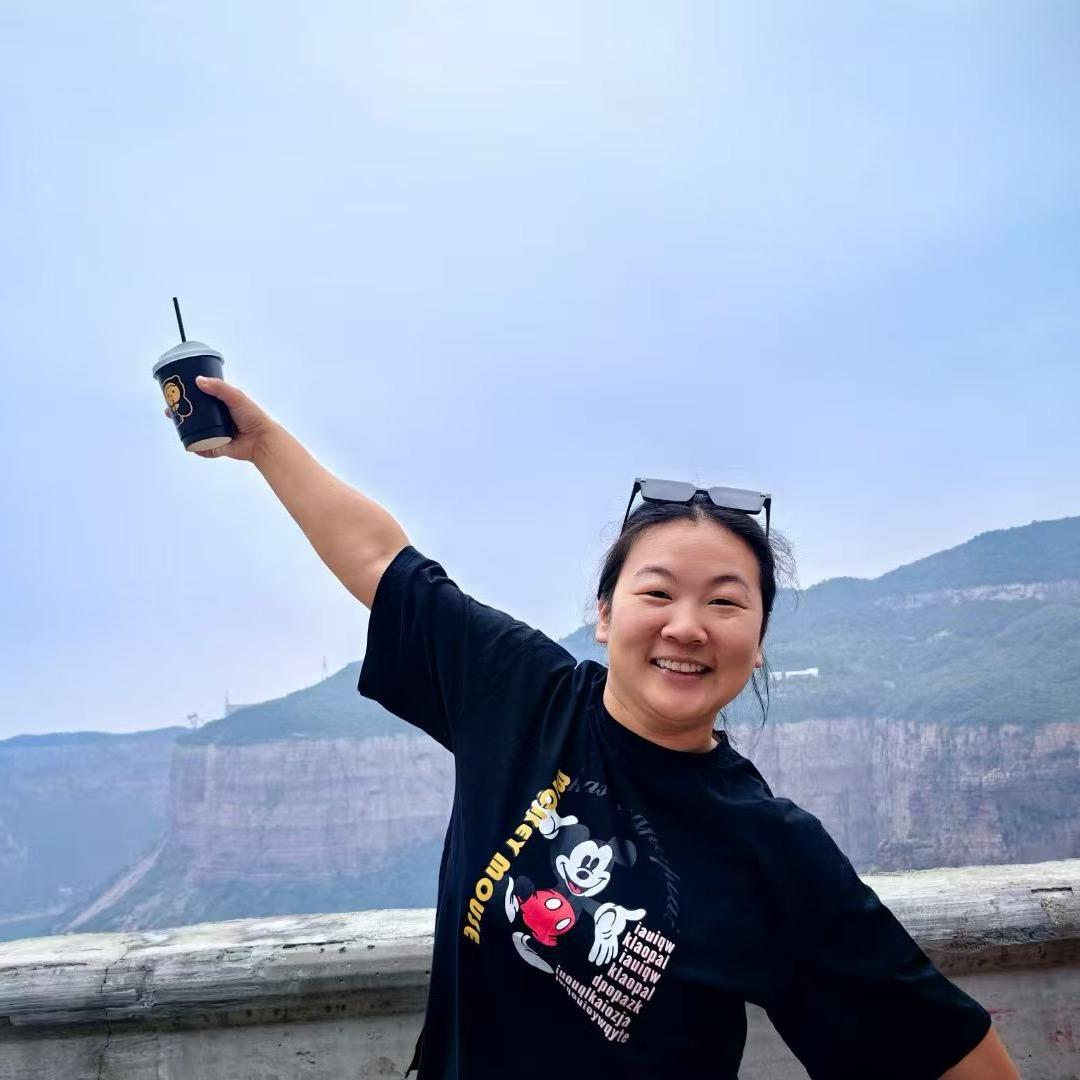 郑州女裤工厂—大姣服饰