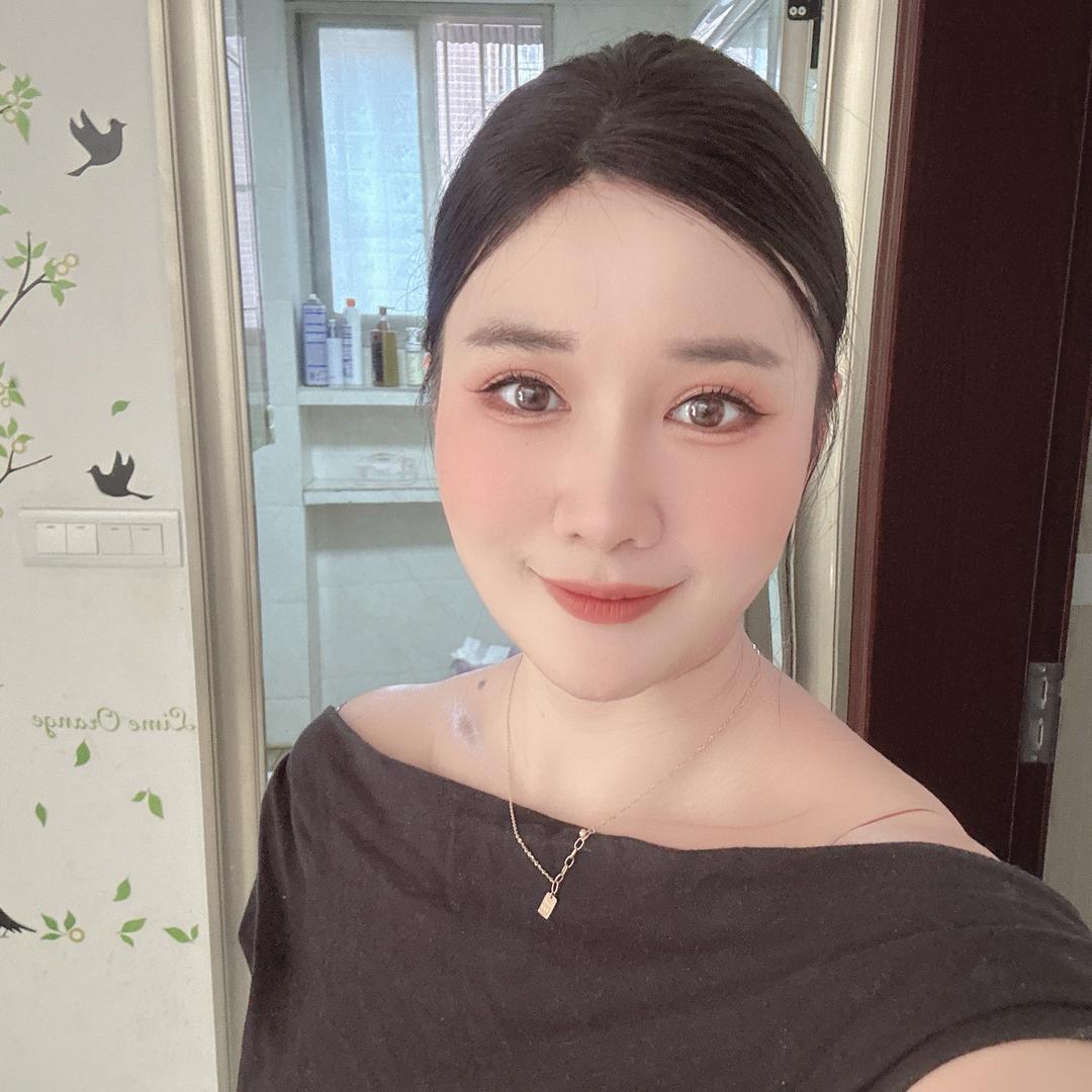 思思（没人要）
