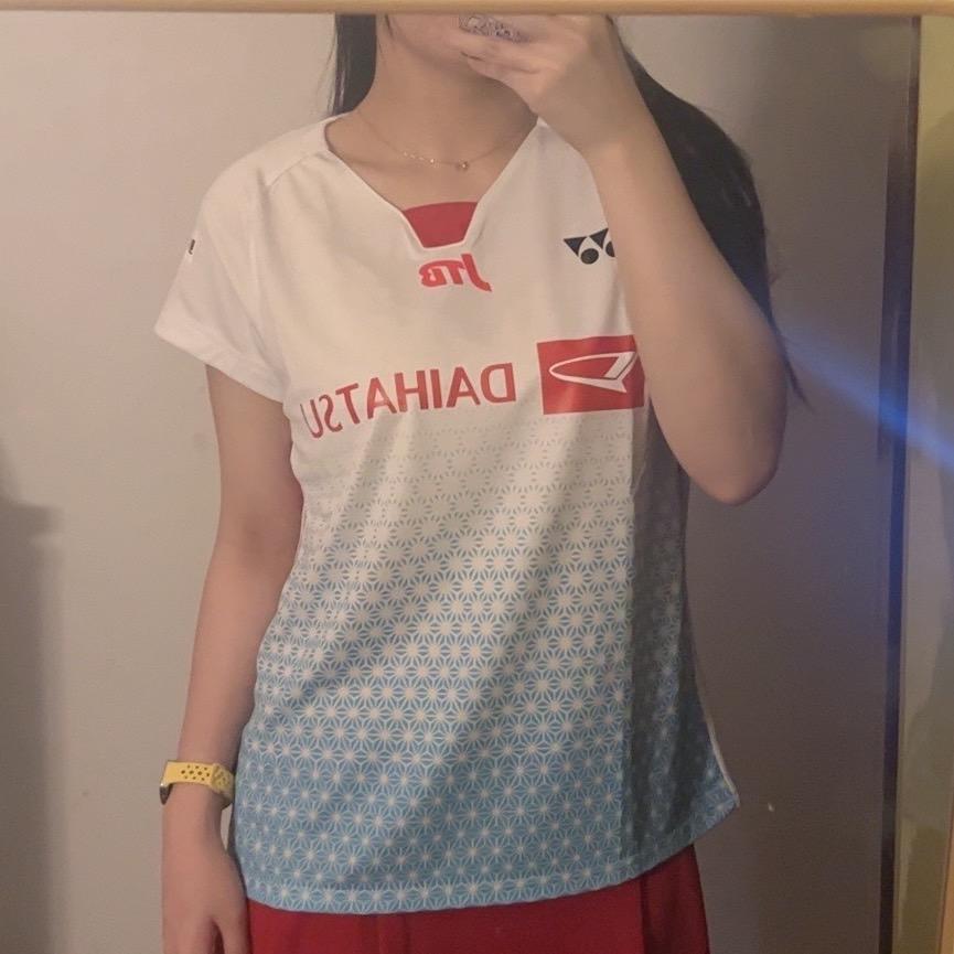 羽毛球球衣呀
