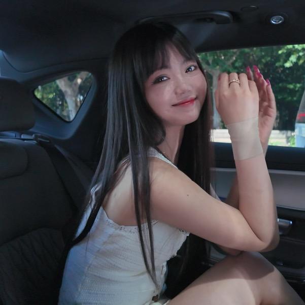 小企鹅ʚ🍄ɞ