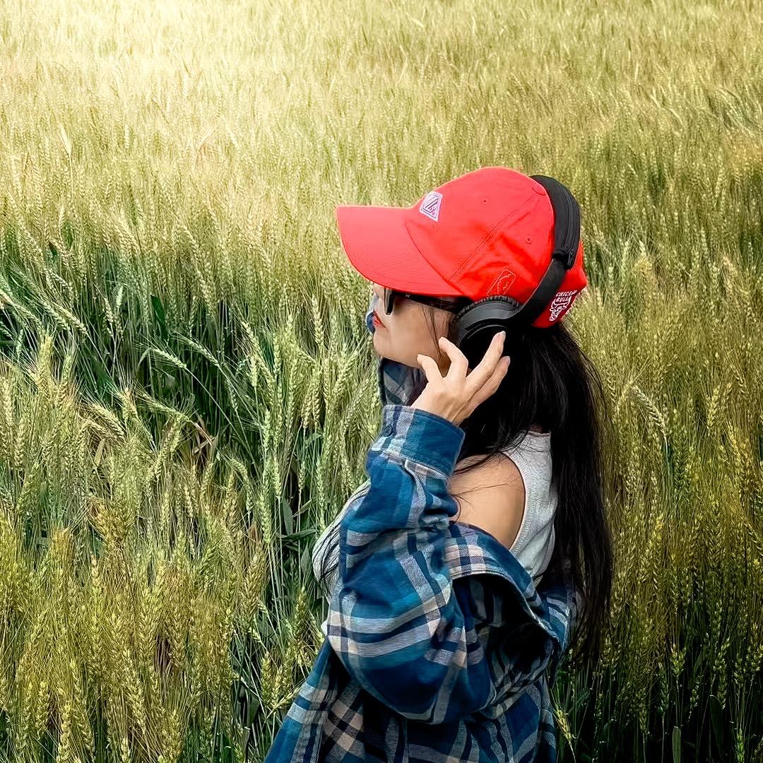 暖心守护的秦女王头像