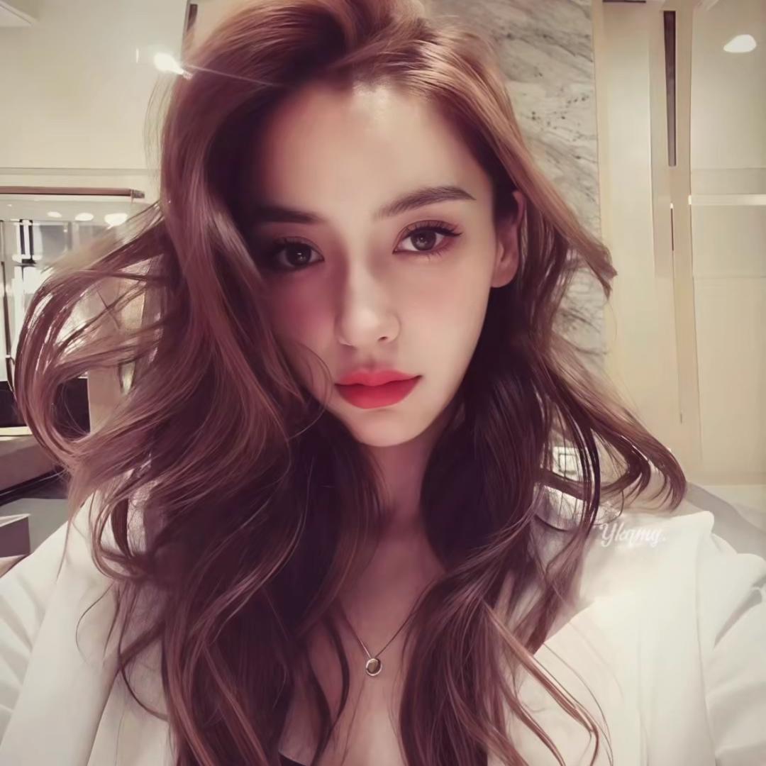 小忆.