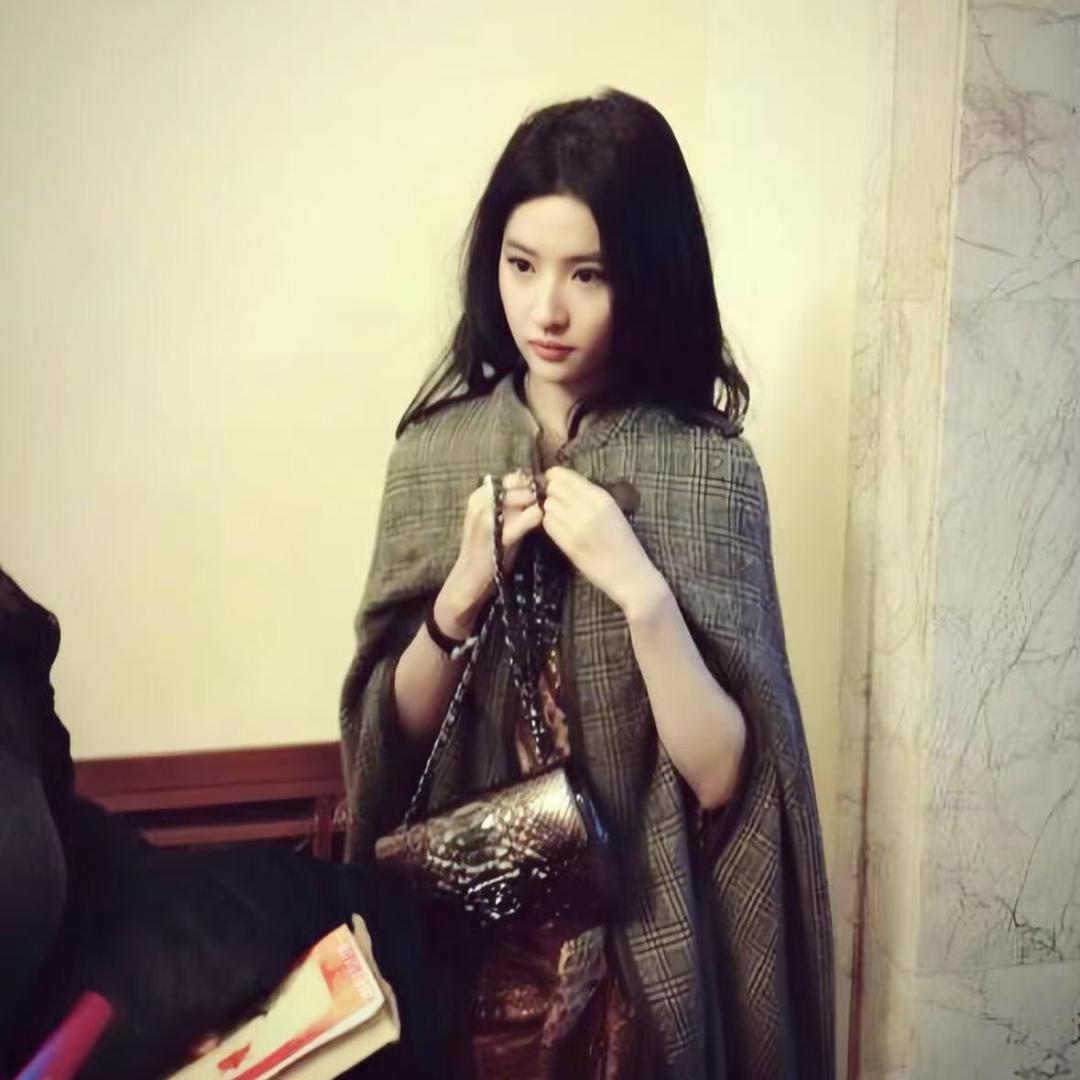 杏枝椰椰