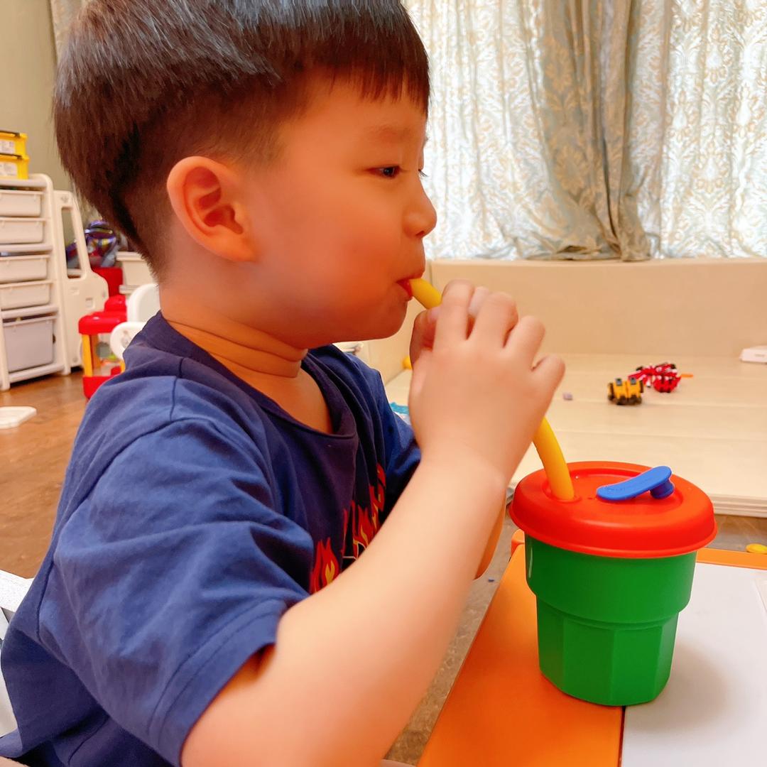 溜溜&麦麦@抖音