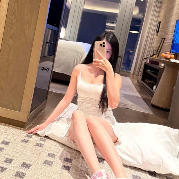 小于姐姐