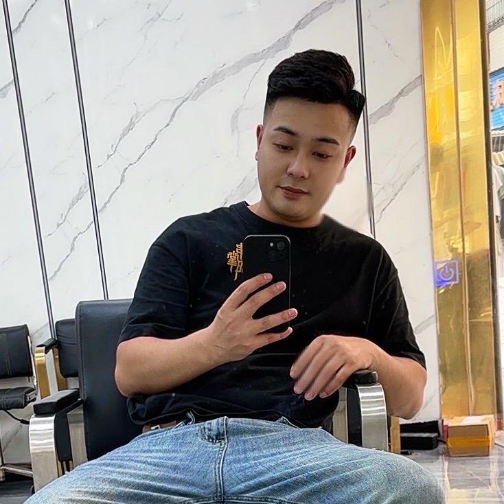 @杨.