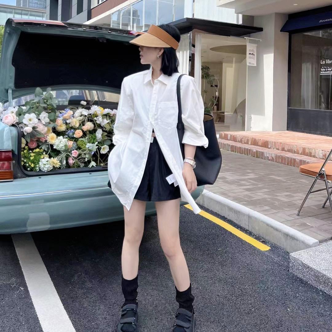 鞋里Studio