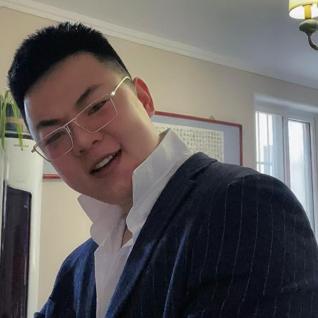 栾昊