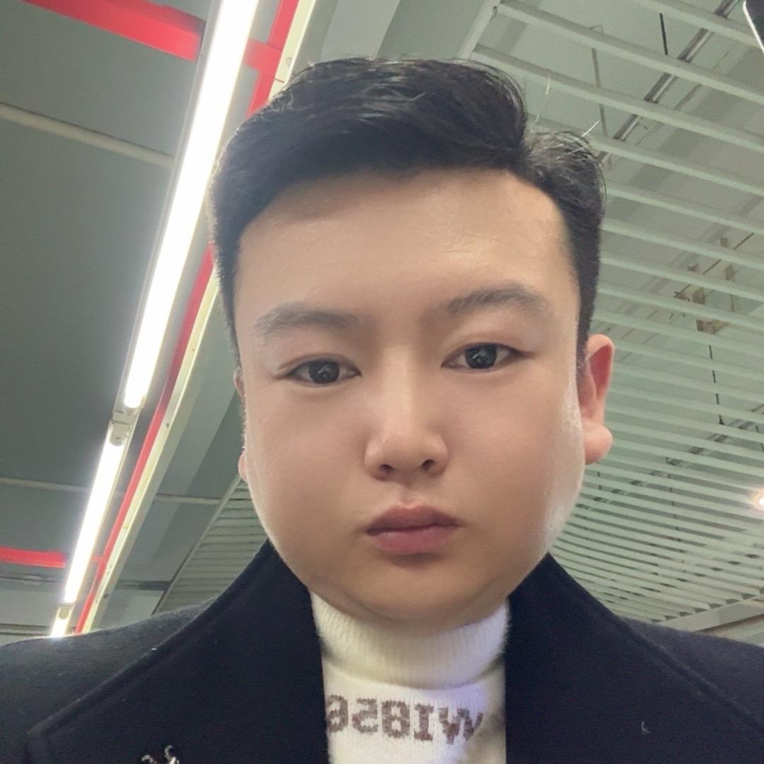 管磊