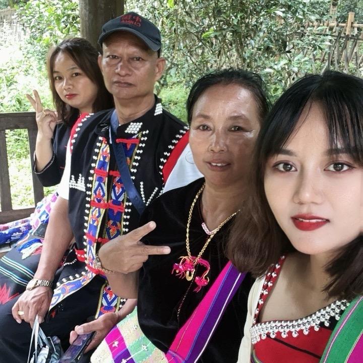 佤族小姐姐（孟连）