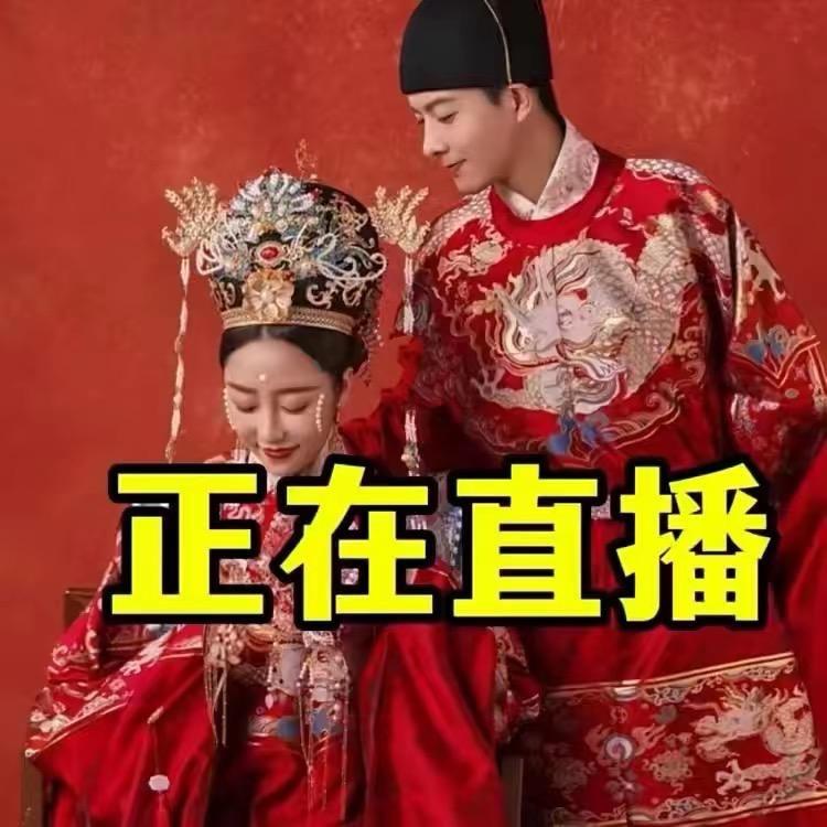三斤5月27网红村开业 小月月