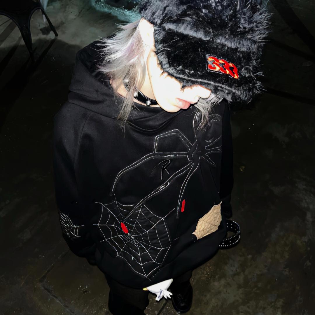 藏匿爱