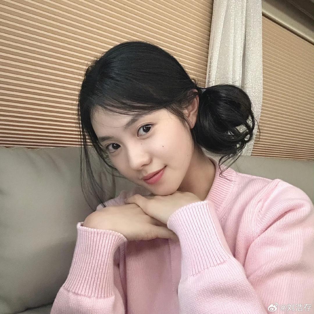 小新.